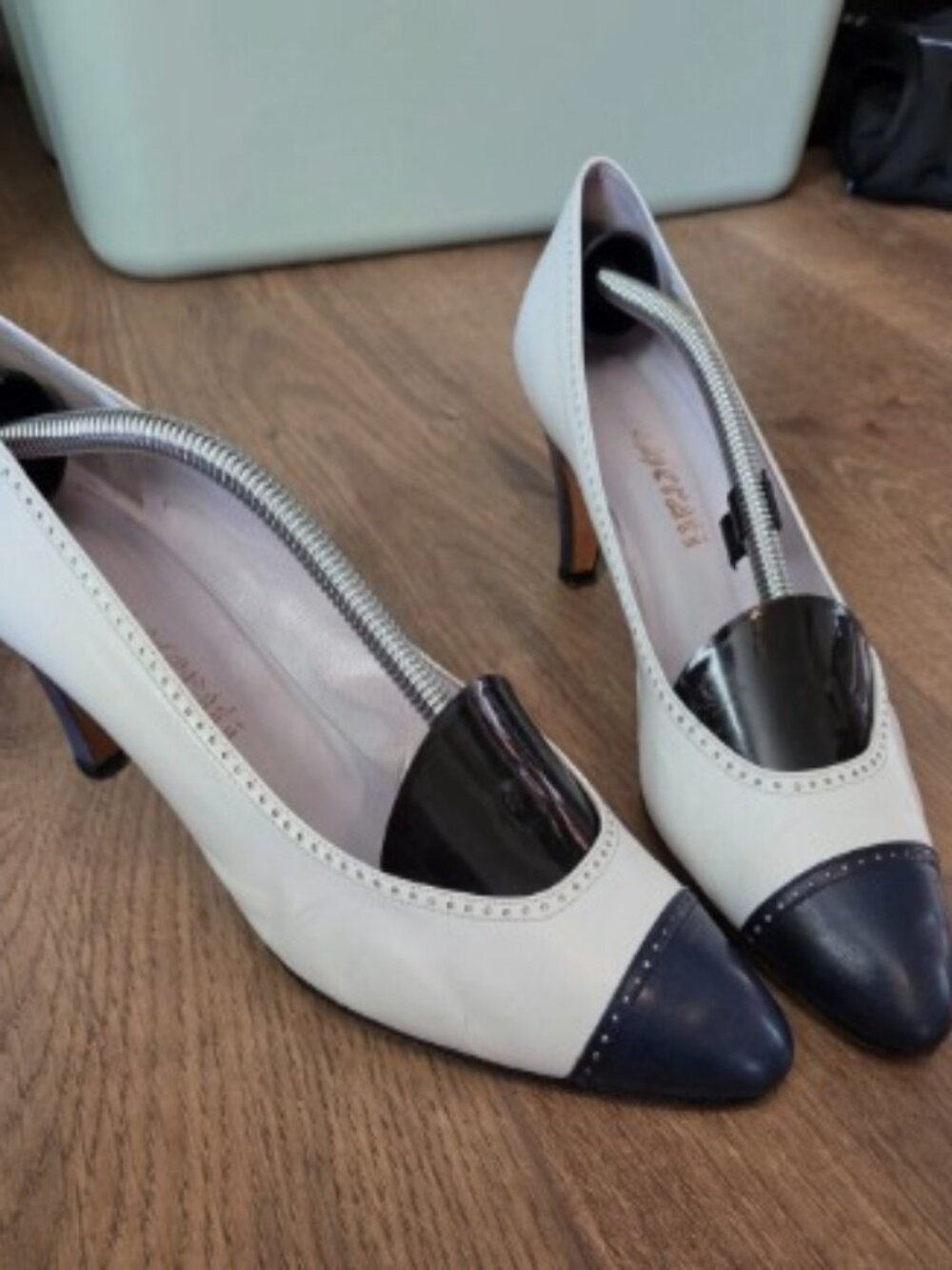 Vintage Maserati Italian Leather Court Heels, Size 8.5